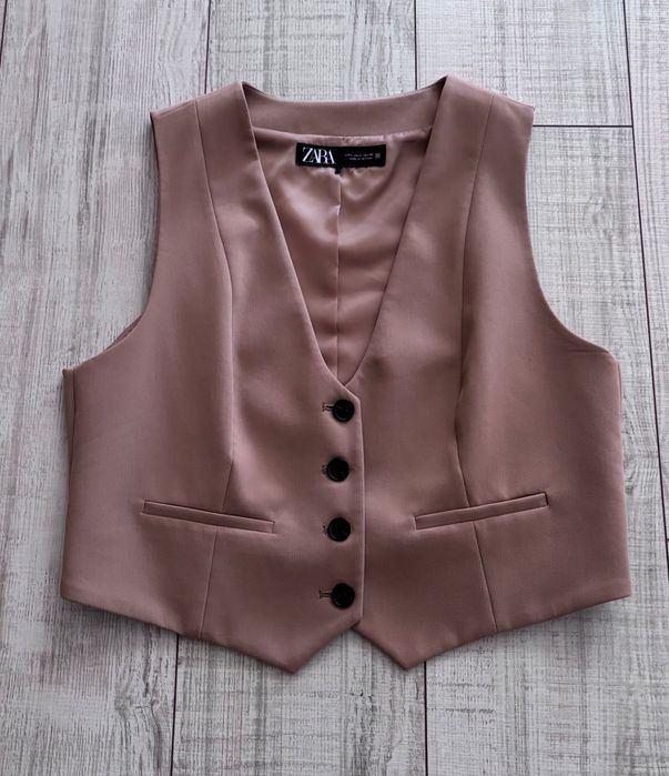 Стилен елек ZARA