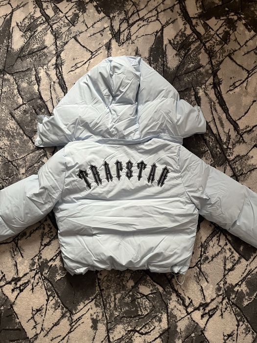 Trapstar женско яке