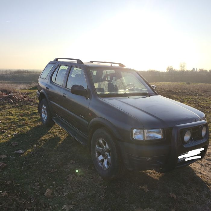 Опел Фронтеера б