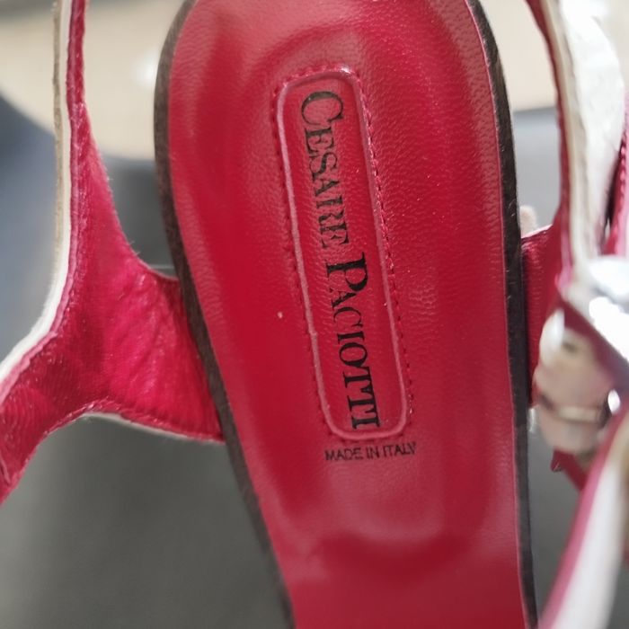 100 ЛВ   Cesare Pacciotti оригинални от естествена кожа питон