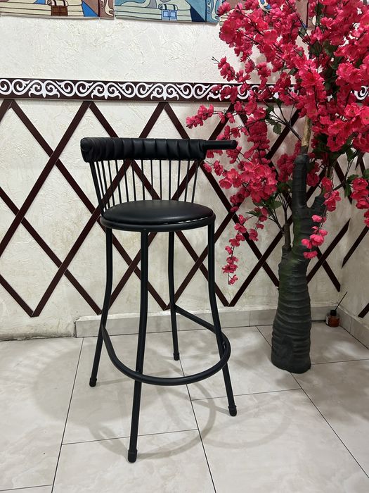 Барный стул 15 000 б/у
