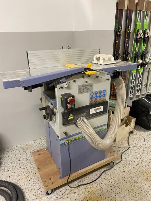 Циркуляр Макита MLT100N и Абрихт-Щрайхмус Bernardo PT260