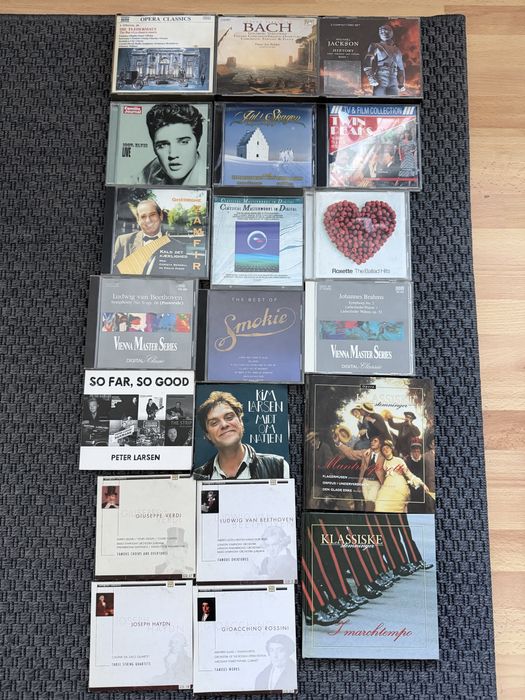 Colecție CD-uri și casete audio vintage