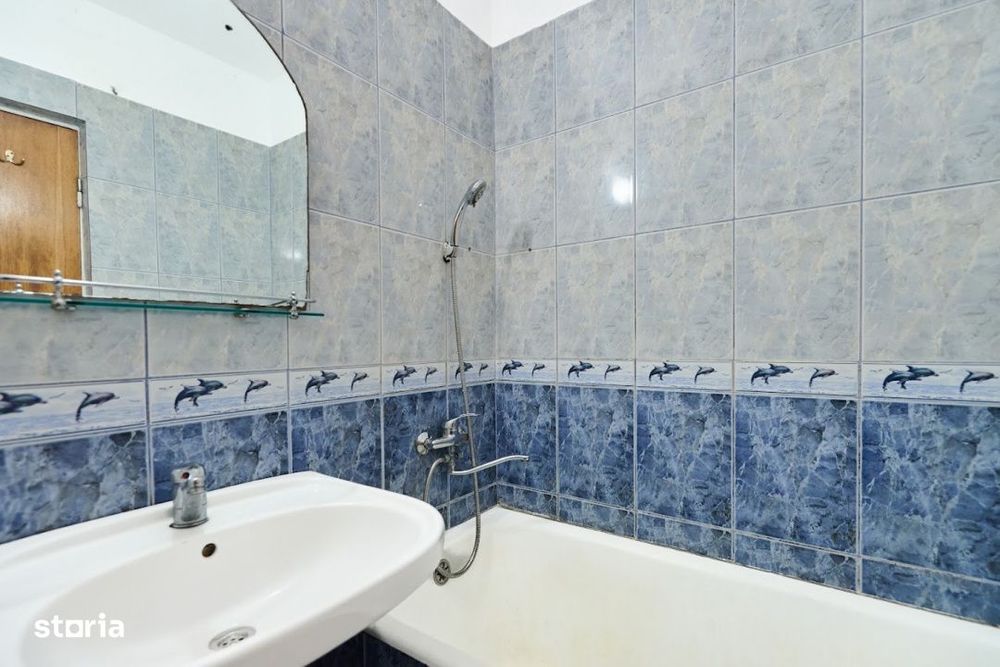 Apartament Doua Camere Decomandat Razboieni