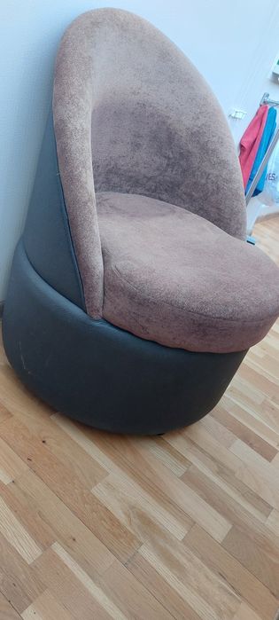 Пуфик мягкий со спинкой