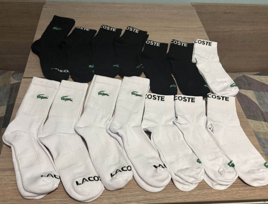 Продавам чорапи на световни марки всички са чисто нови някой с етикет.