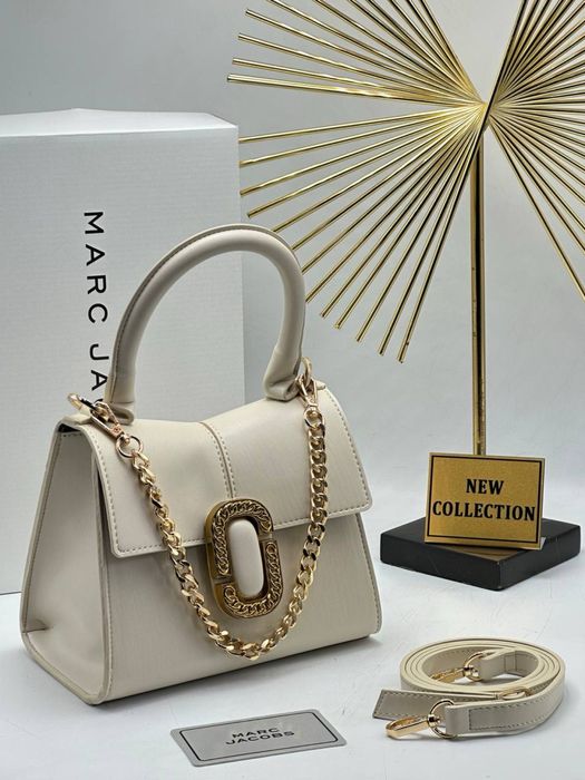 Geanta Marc Jacobs Noua !!! Dimensiuni 19/16 !!!