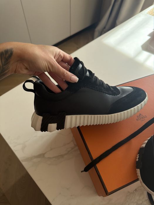 Обувки Hermes      .