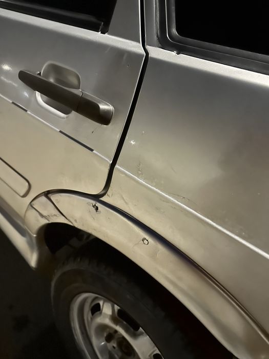 Продам 2115 есть торг