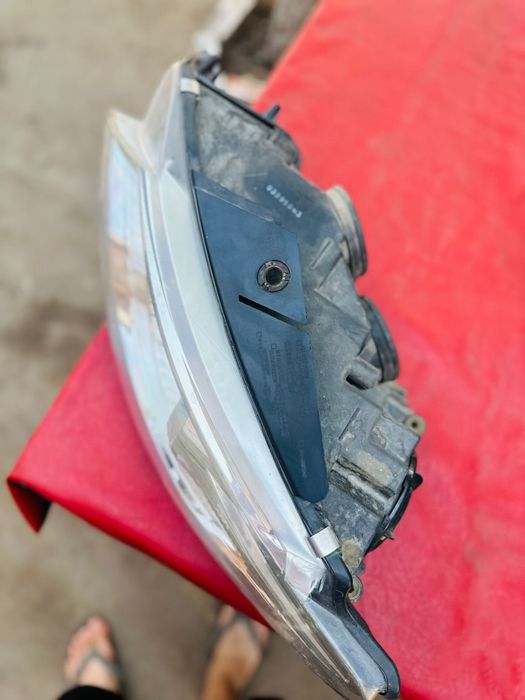 Vand far Stanga VW Passat Cc