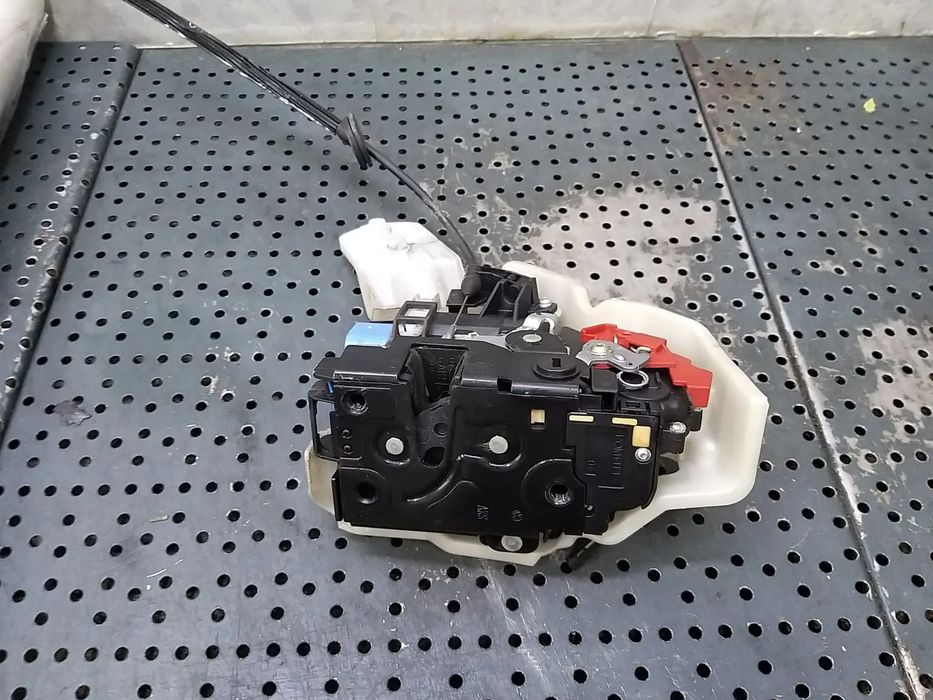 Broasca usa dreapta spate vw golf 6 5k