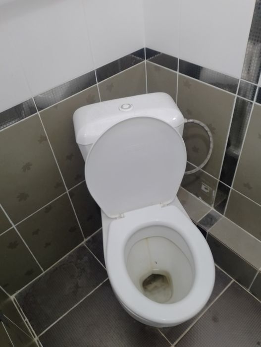 Бу/ унитаз 8000 тенге