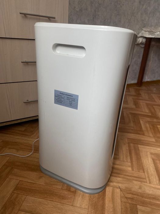 Продается очиститель воздуха