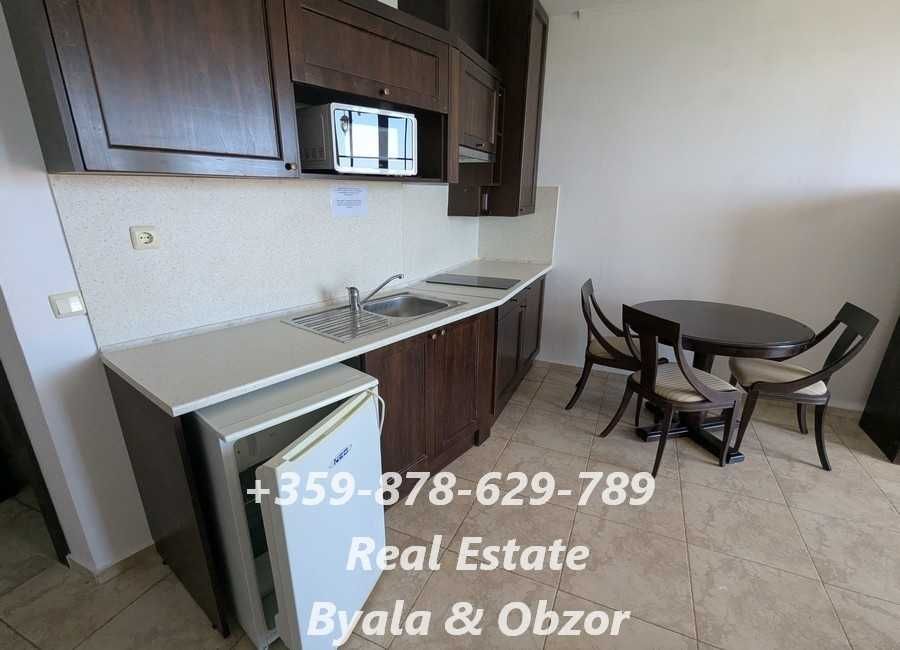 Продава се Двустаен апартамент в Обзор - 66 кв.м за 1061 €/кв.м - Снимка #4