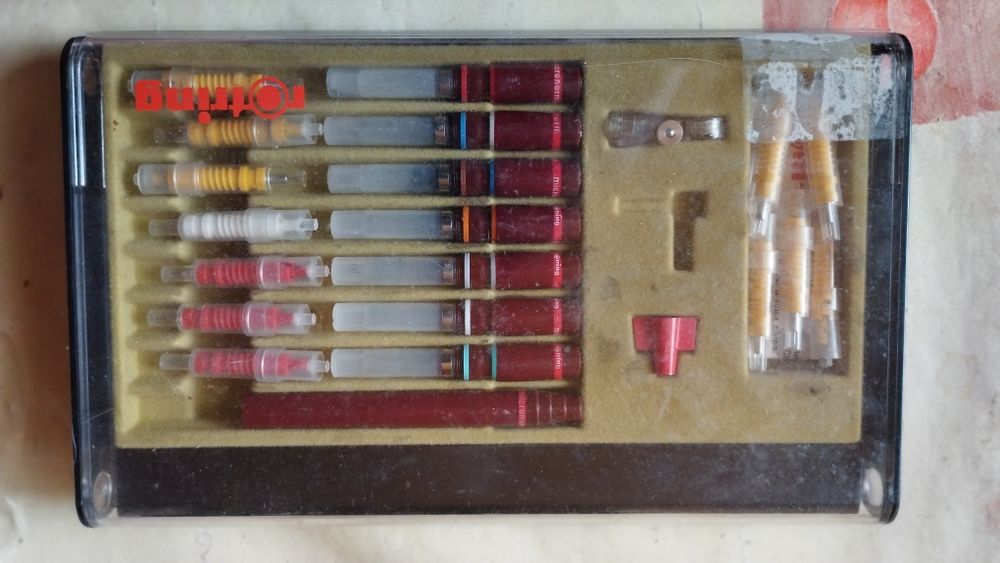 Рапитографи и чертожни инструменти