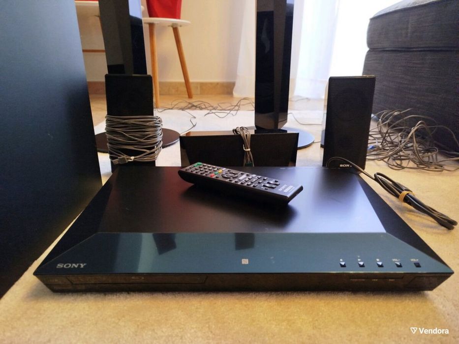 Продам 3D Blu-ray домашний кинотеатр Sony BDV-E4100