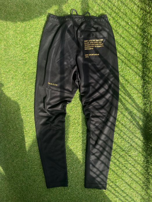 Мъжко долнище : Nike Sportswear SWOOSH Pants S