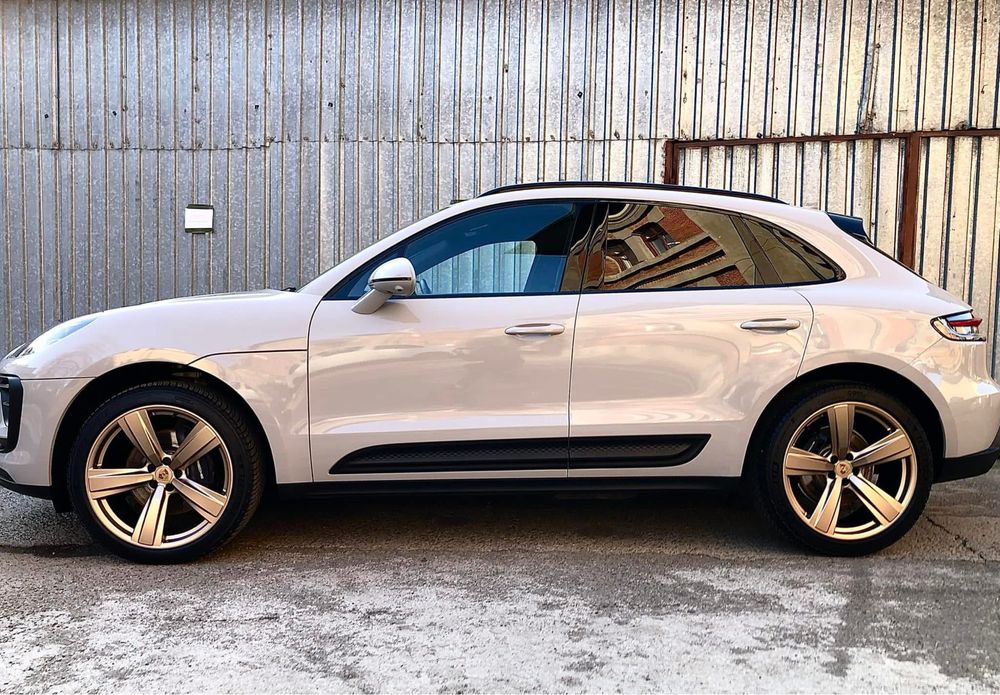 PORSCHE Macan 2022 — imagine 2