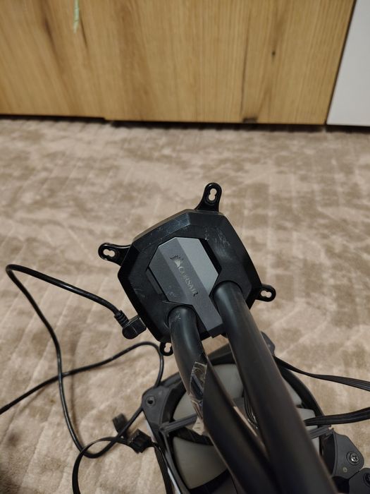 Комплект Corsair H100i + 16GB HyperX + MSI Z77A-GD65 (За части)