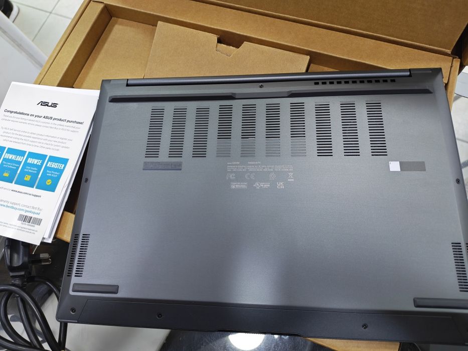 Asus Zenbook Ultra 7 Premium laptop