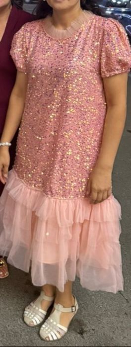 Платье вечернее с пайетками