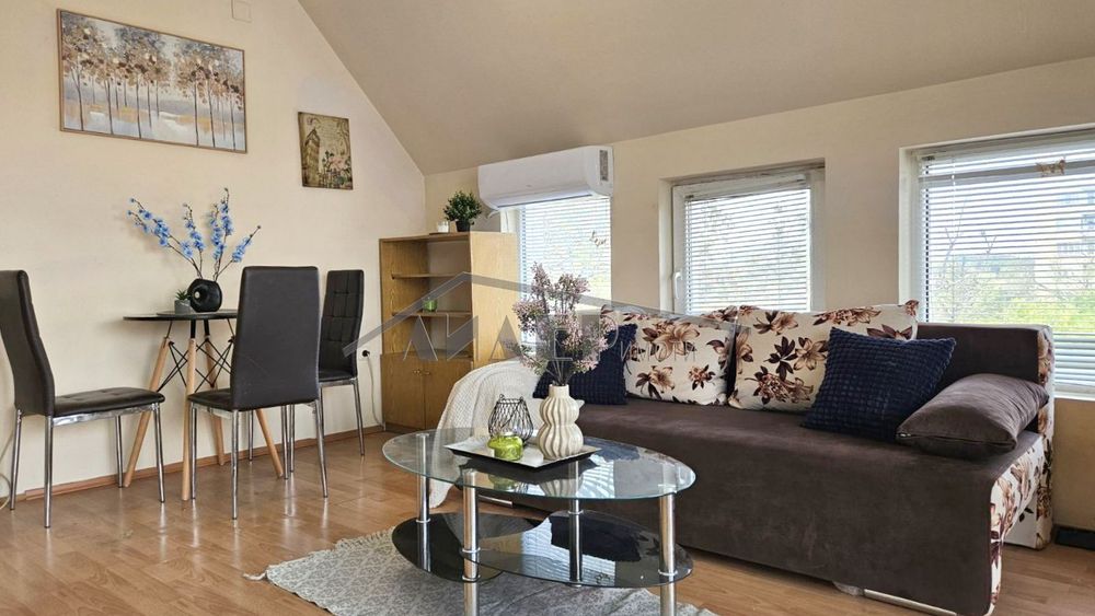 Продава се Двустаен апартамент в Пловдив, Център - 58 кв.м за 2068 €/кв.м - Снимка #1