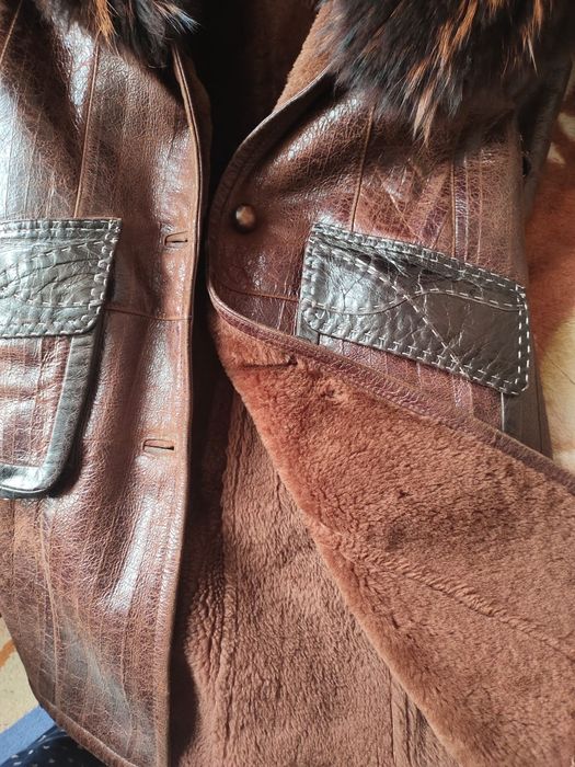 Женская дубленка