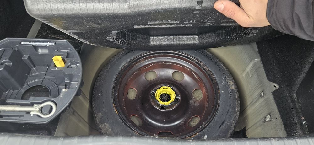 Peugeot Пежо  308 1.6 бензин НА ЧАСТИ