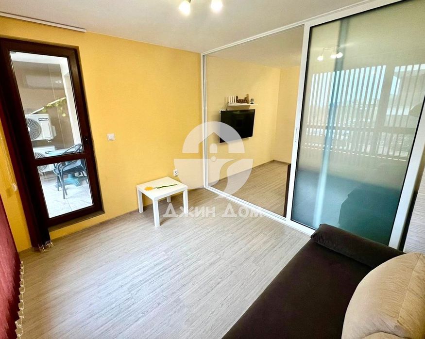 Продава се Двустаен апартамент в Бургас, Сарафово - 64 кв.м за 1315 €/кв.м - Снимка #3