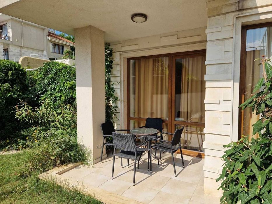 Продава се Къща в Бяла - 176 кв.м за 461 €/кв.м - Снимка #1