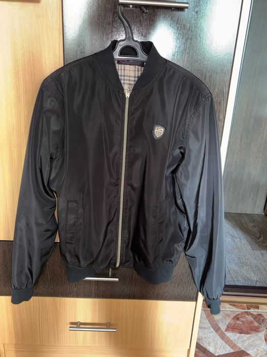 Продам бомбер 44р унисекс