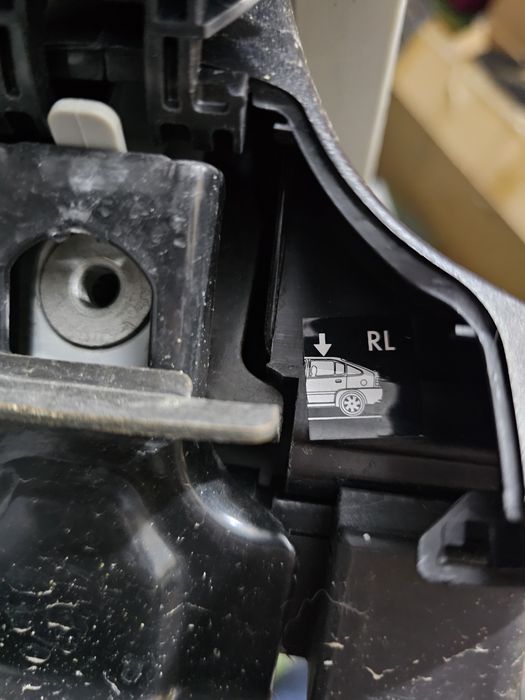 Bare portbagaj pentru plafon Thule WingBar Evo