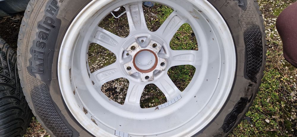 Джанти с гуми 205/60/16  Киа,Хюндай,Тойотаа