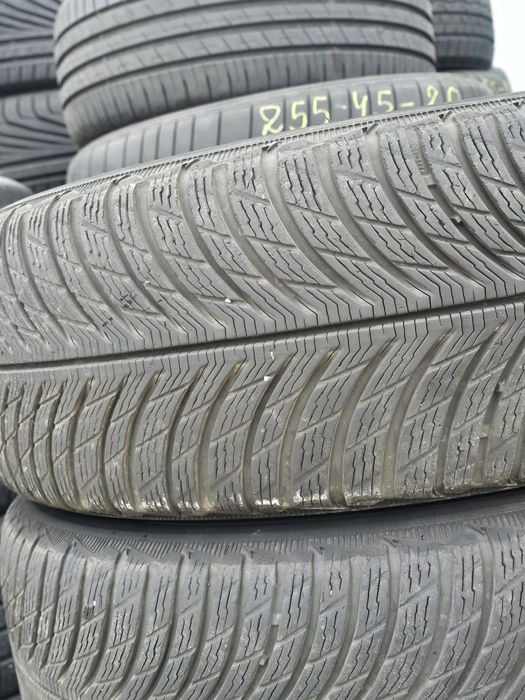 2 Броя 205/55/17 Michelin 6,8mm