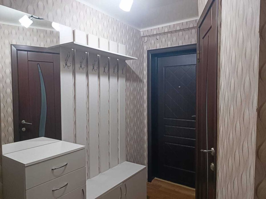 продам 2-х комн квартиру на Дом Печати