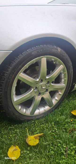 Mercedes c 200            .