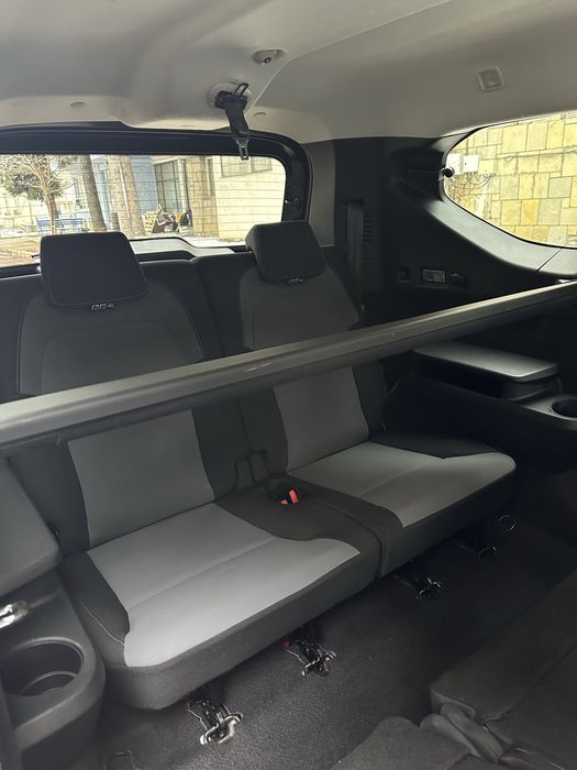 Седалки за Dacia Jogger