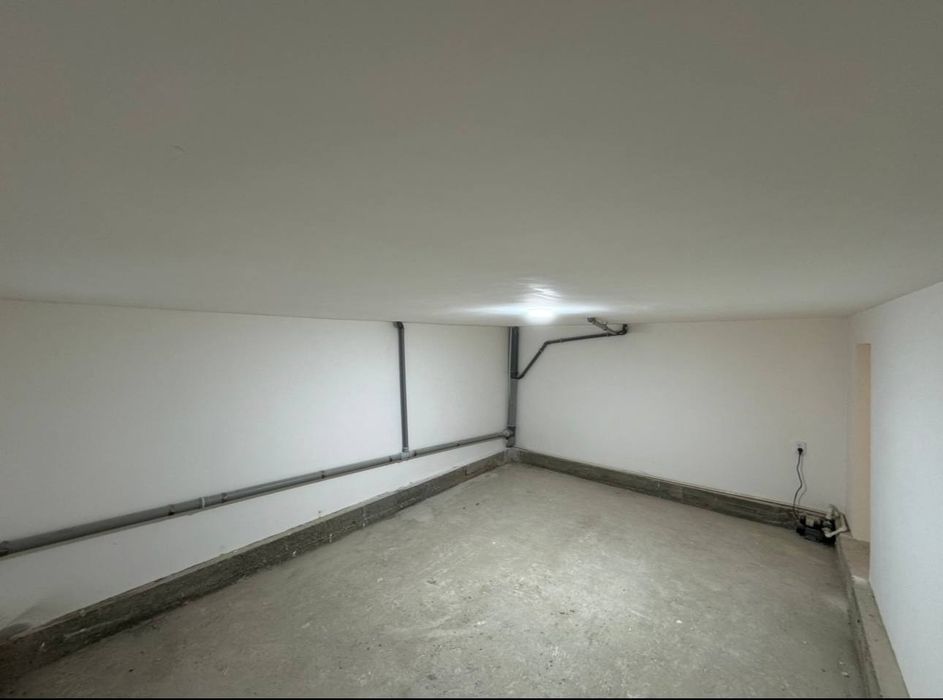 3 etaj tayyor yoshiman daganla uchun joy sotiladi.