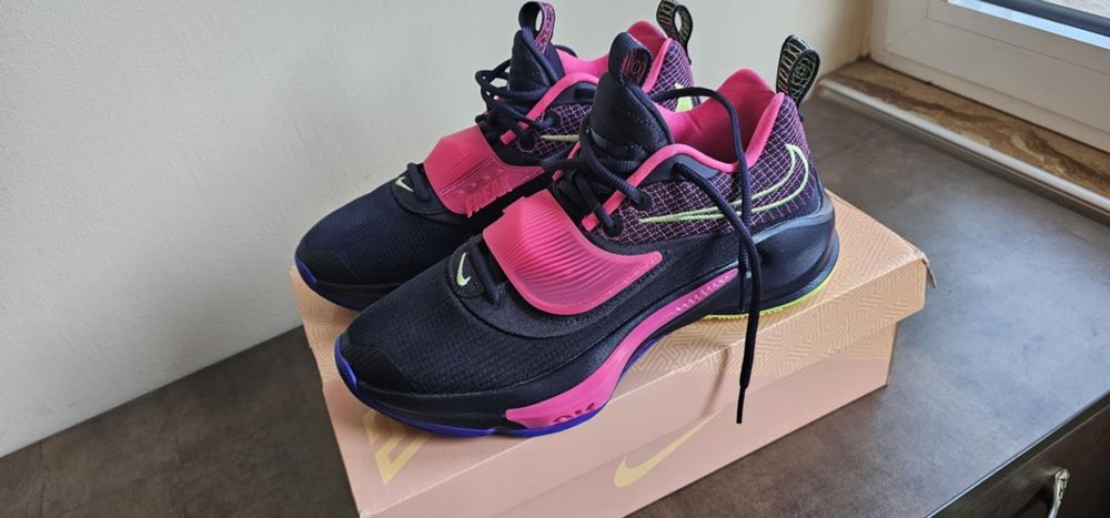 Мъжки маратонки 42 номер