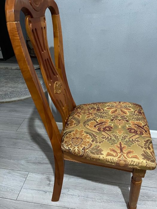 Продаются 4 стулья