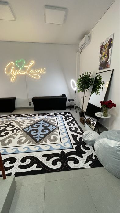 Сдам кушетку в студии