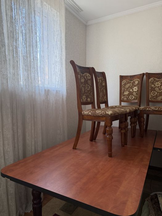 Срочно продается стол