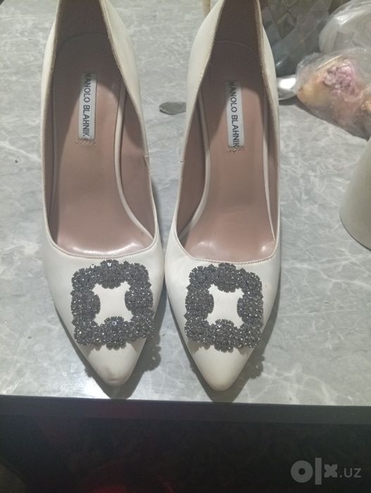 Продам женские туфли 39