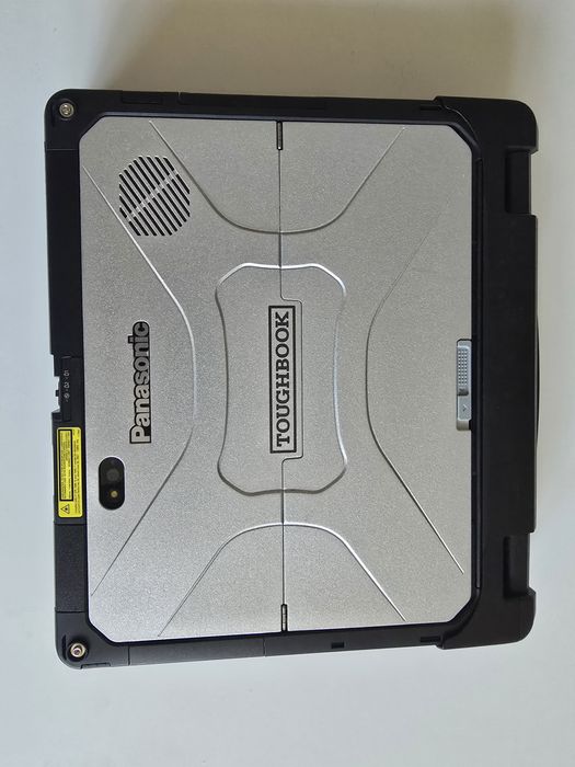 Tableta laptop 2 in 1 panasonic toughbook cf 33 impecabil ca nou 2 bat