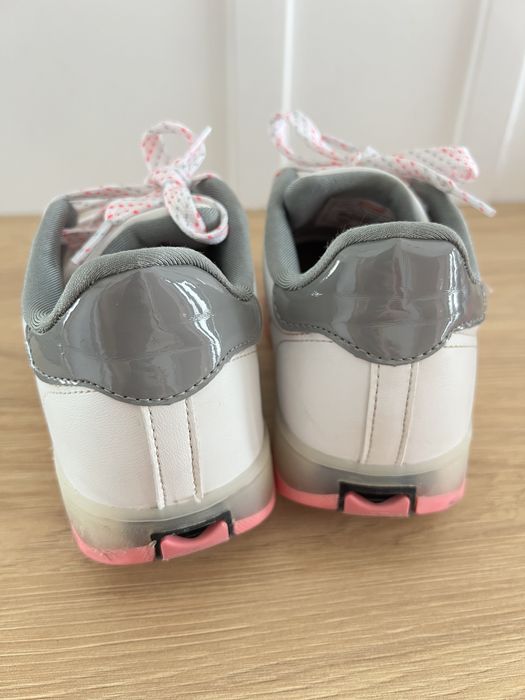 Breezy Rollers cu lumini marimea 30