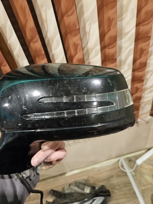 Ляво огледало за Mercedes CLS 2016godina