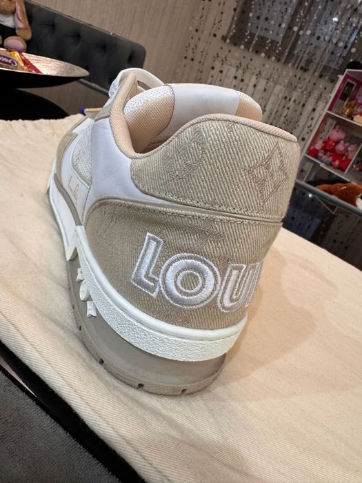 Louis vuitton trainer 43