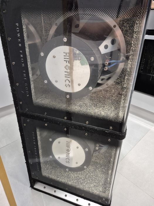 Сабуфер мощный  срочно