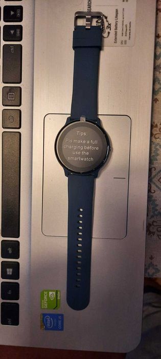 Смарт часовник, 3.25 cm , Синя силиконова каишка, ЧИСТО НОВ