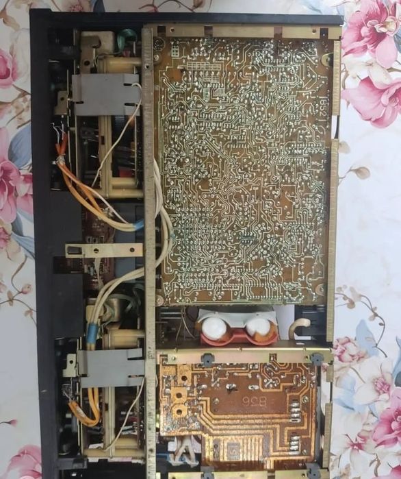 Магнитофон "Вега"